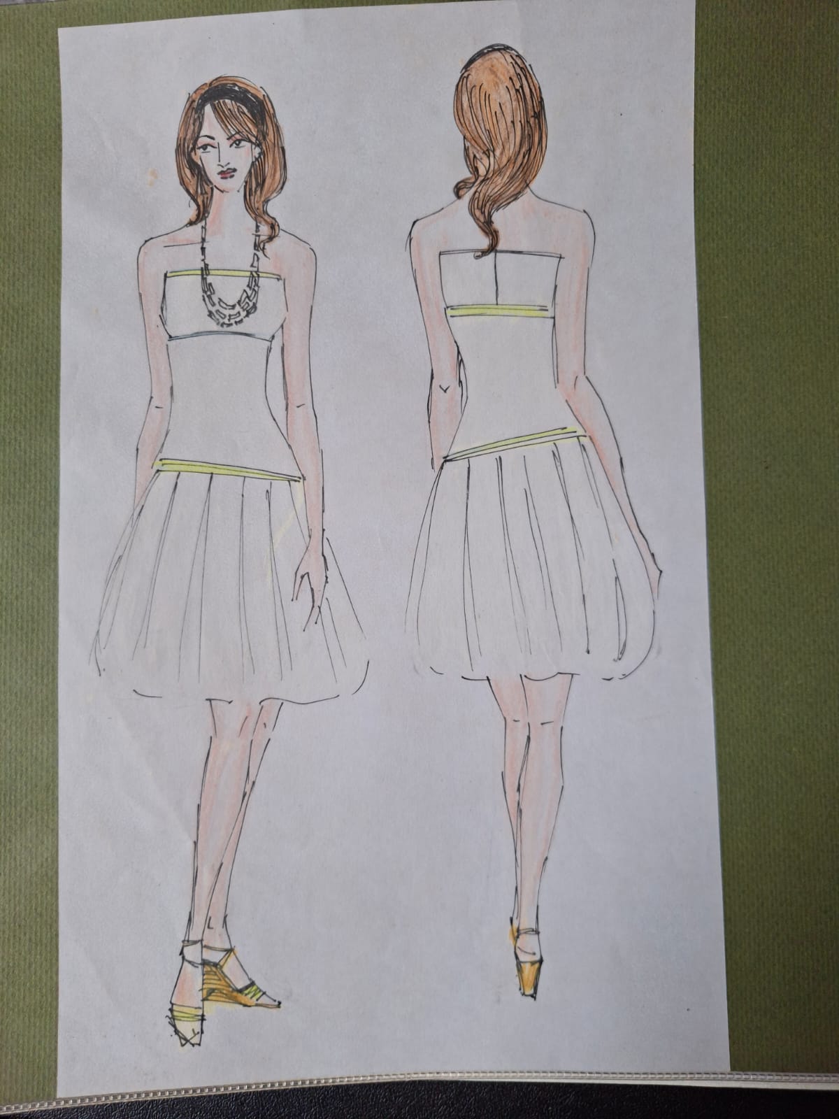 Illustration of a strapless dress with a gathered bubble hem